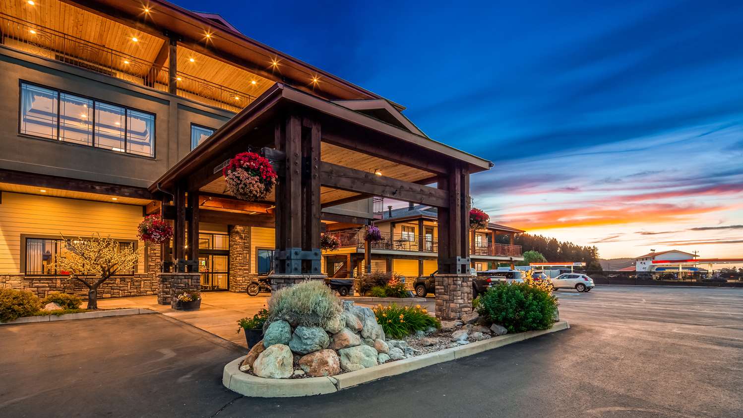 Best Western Plus Flathead Lake Inn And Suites 68/74