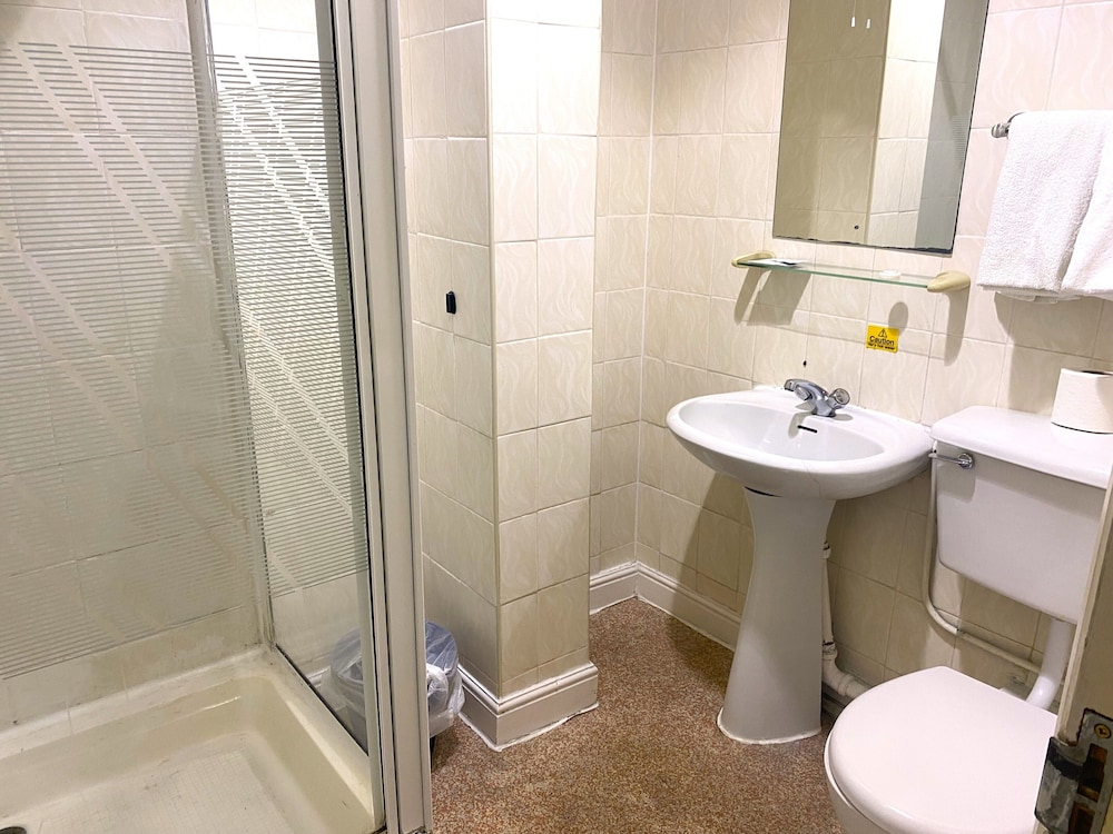 Hotel 346 46/49