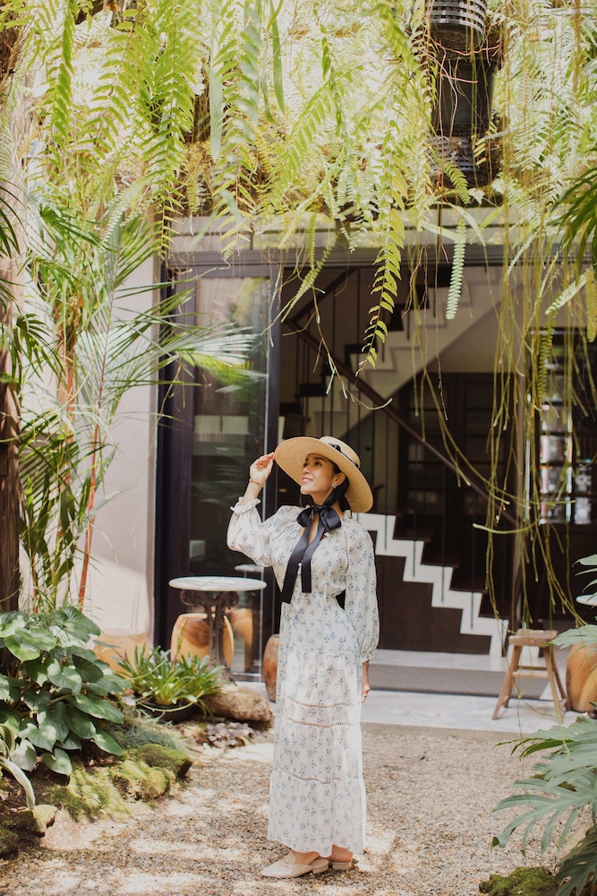 The Bridge An Eclectic Luxotel Chiangmai 70/72
