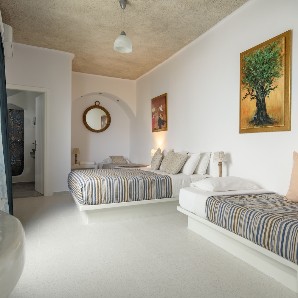 VALLAS APARTMENTS 20/50