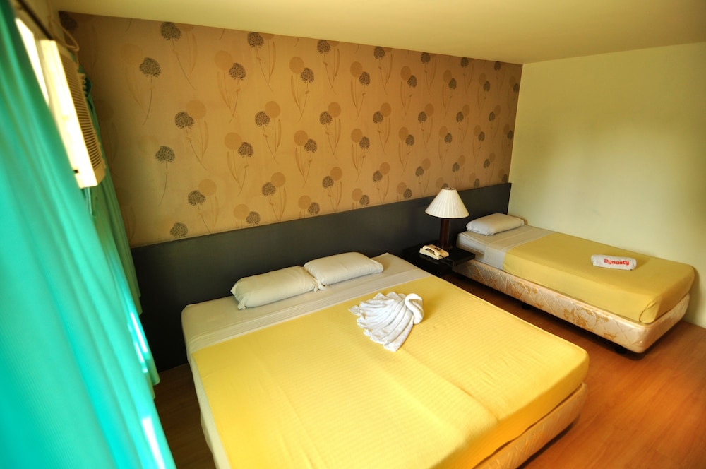 Dynasty Tourist Inn 39/69
