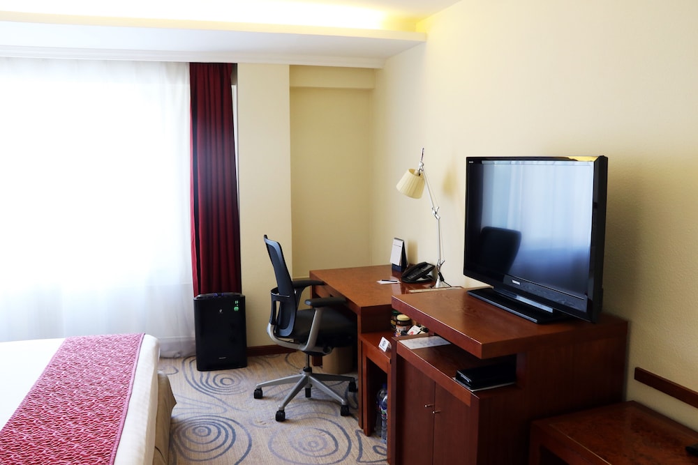 Kempinski Hotel Khan Palace 67/81