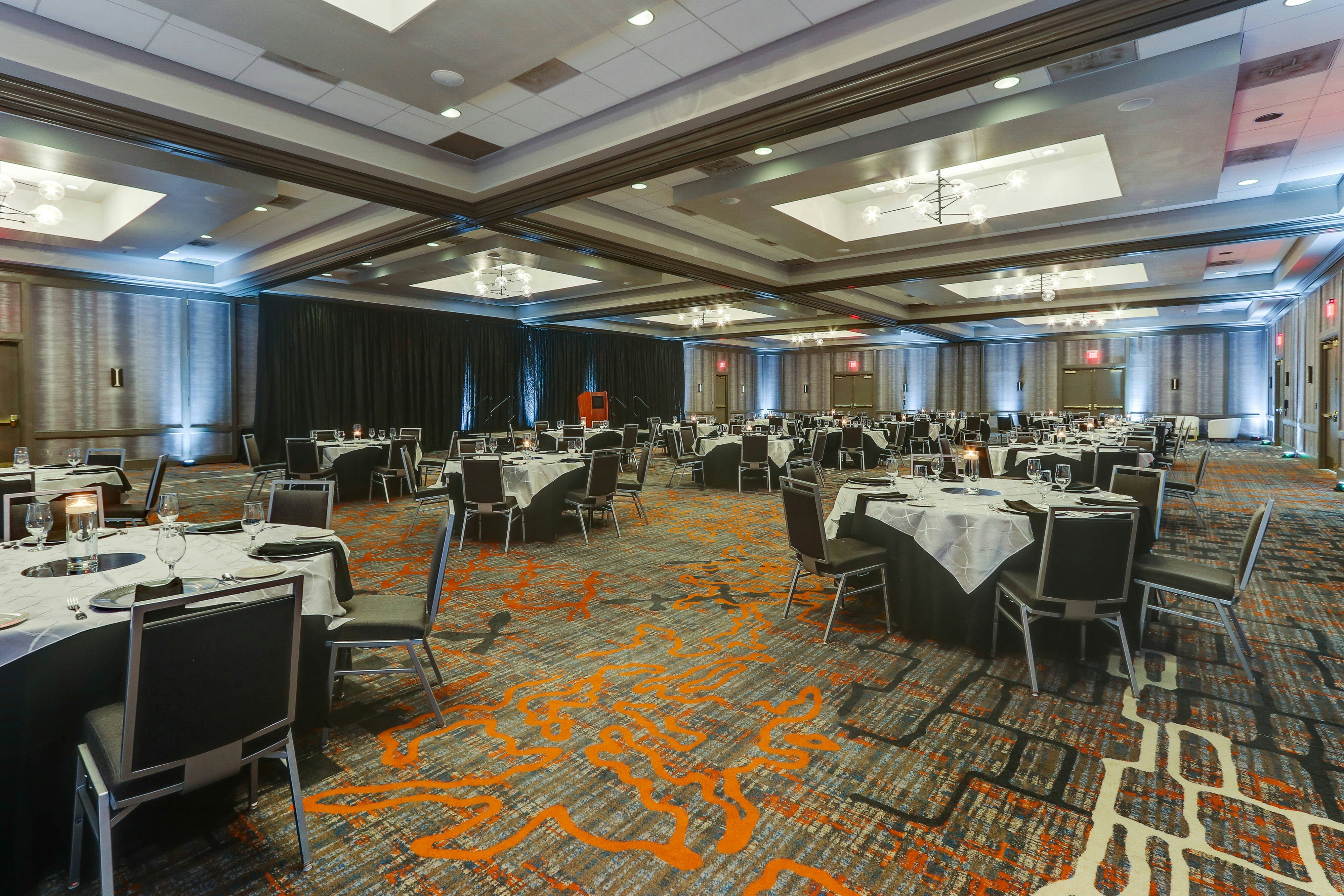 Huntsville Marriott at the Space & Rocket Center 18/20