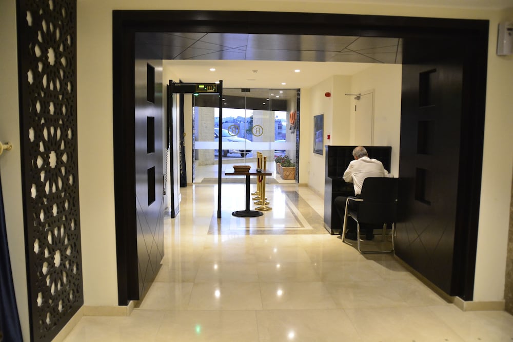 Rawa Hotel Suites 8/33
