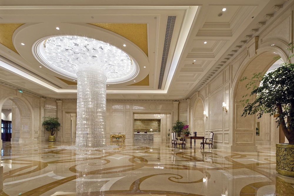 Yinxin Century Hotel 3/25