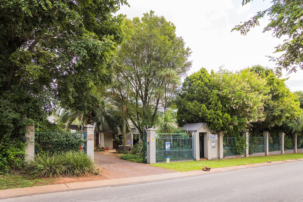 Rozendal Guest House 2/50