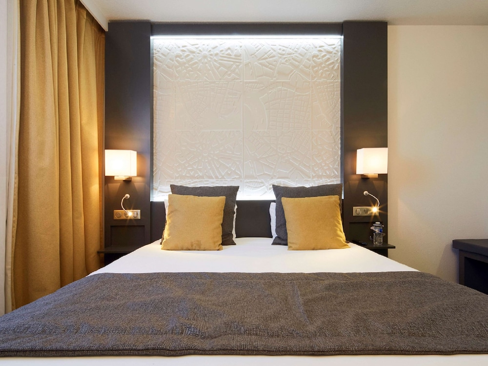 Hotel Kyriad Paris Bezons La Defense 12/61