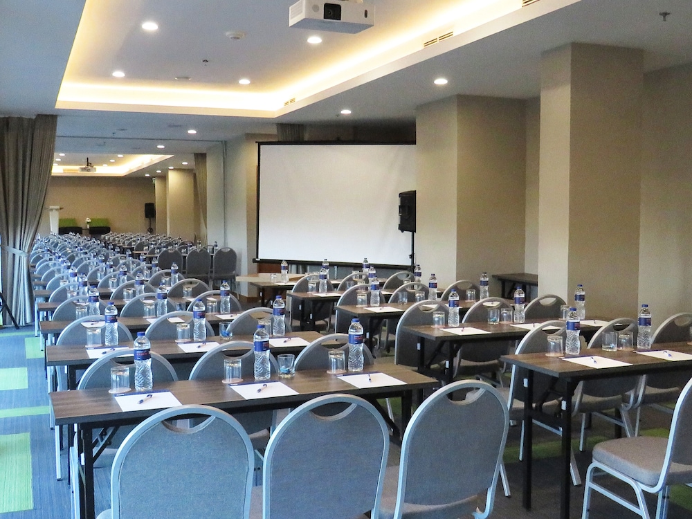 Holiday Inn Express Jakarta Menteng by IHG 51/66