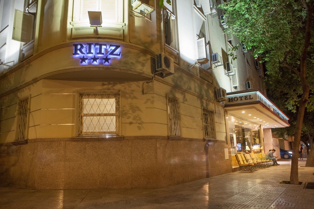 Ritz Hotel Mendoza 3/55