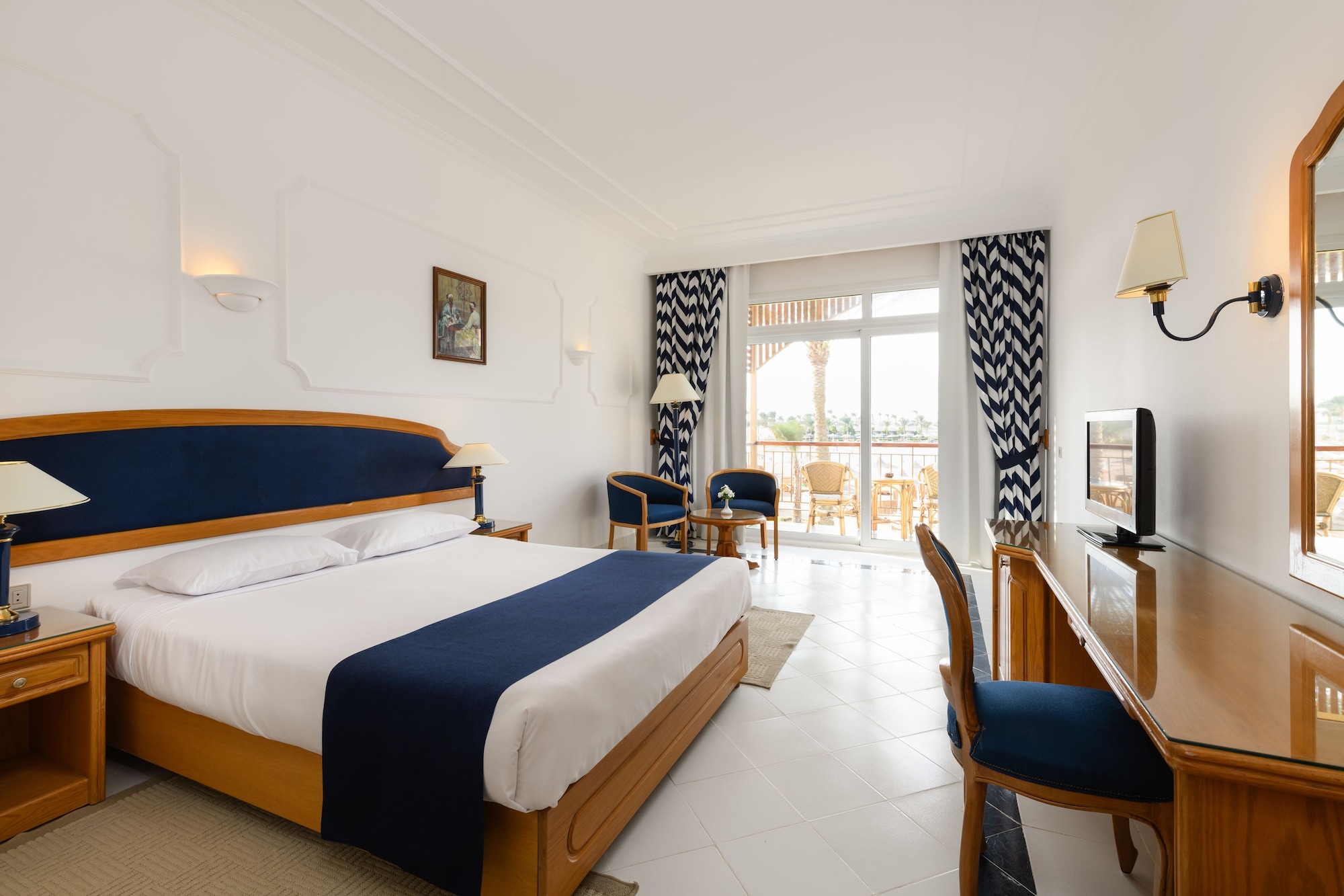SUITE, DOUBLE BED, BEACH FRONT