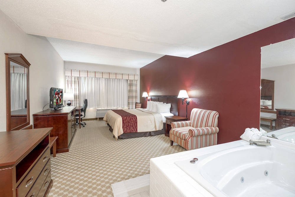 Red Roof Inn & Suites Corbin 19/48