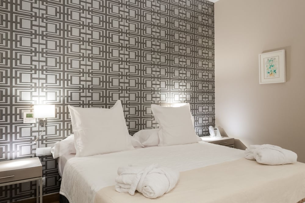 Suites Murillo Segovias 43/82