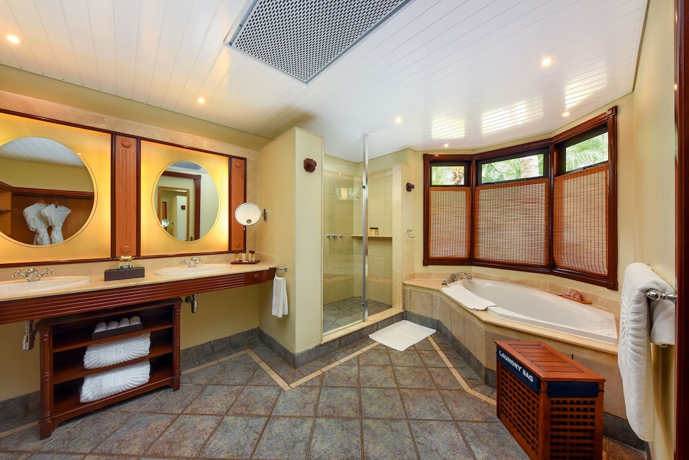 Dinarobin Beachcomber Golf Resort and Spa 14/65