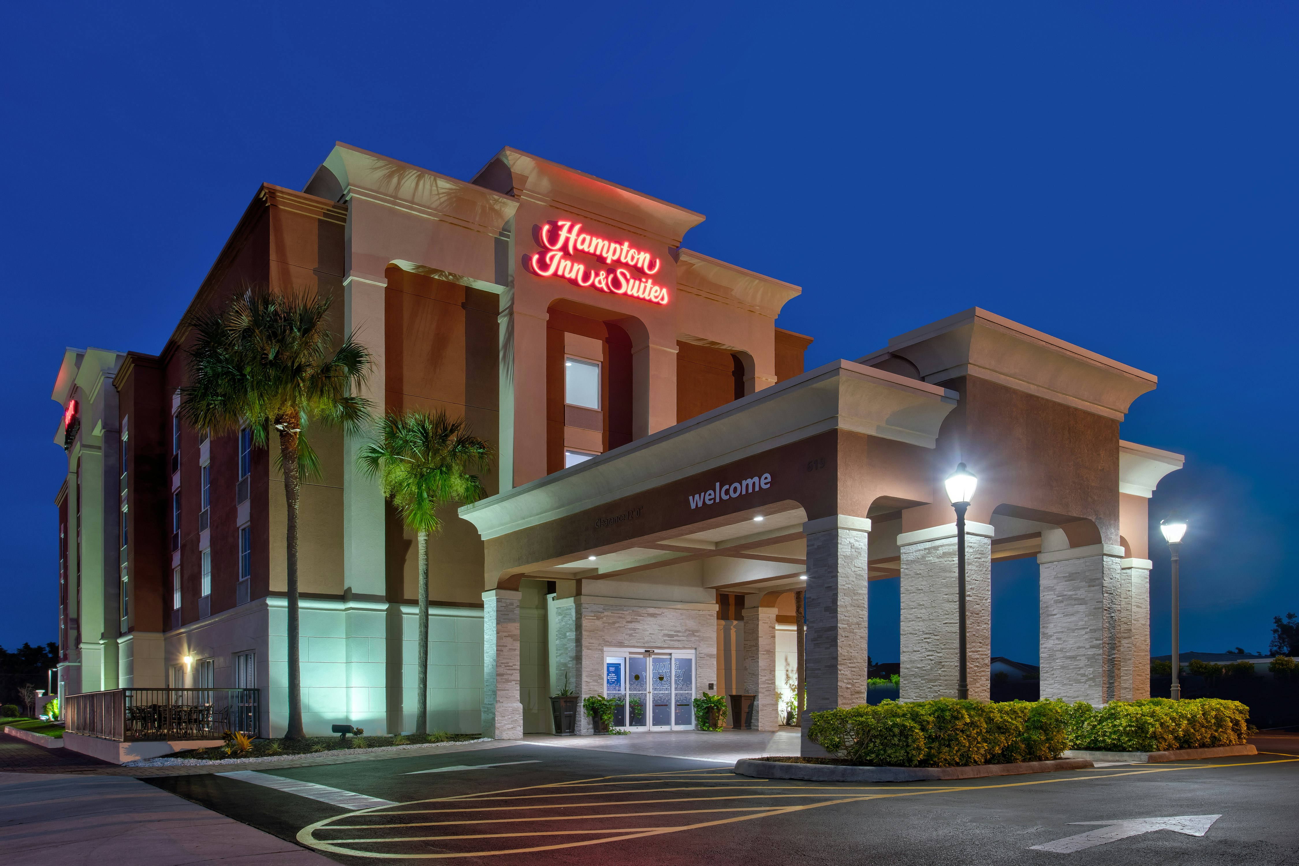Hampton Inn & Suites - Cape Coral/Fort Myers Area, FL in CAPE CORAL - FL