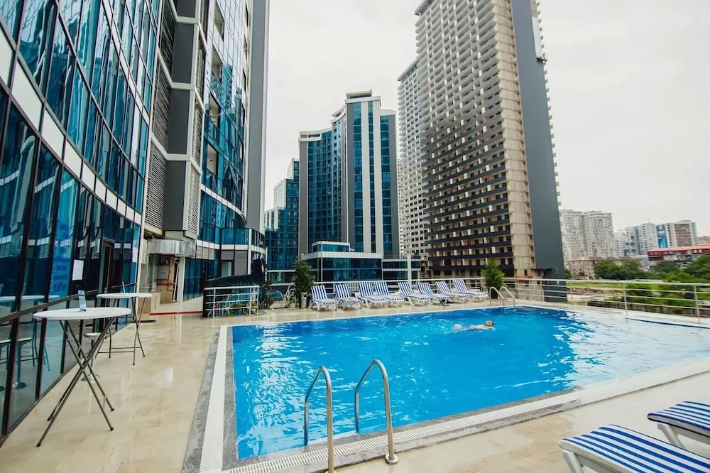 New Wave Hotel 45/48