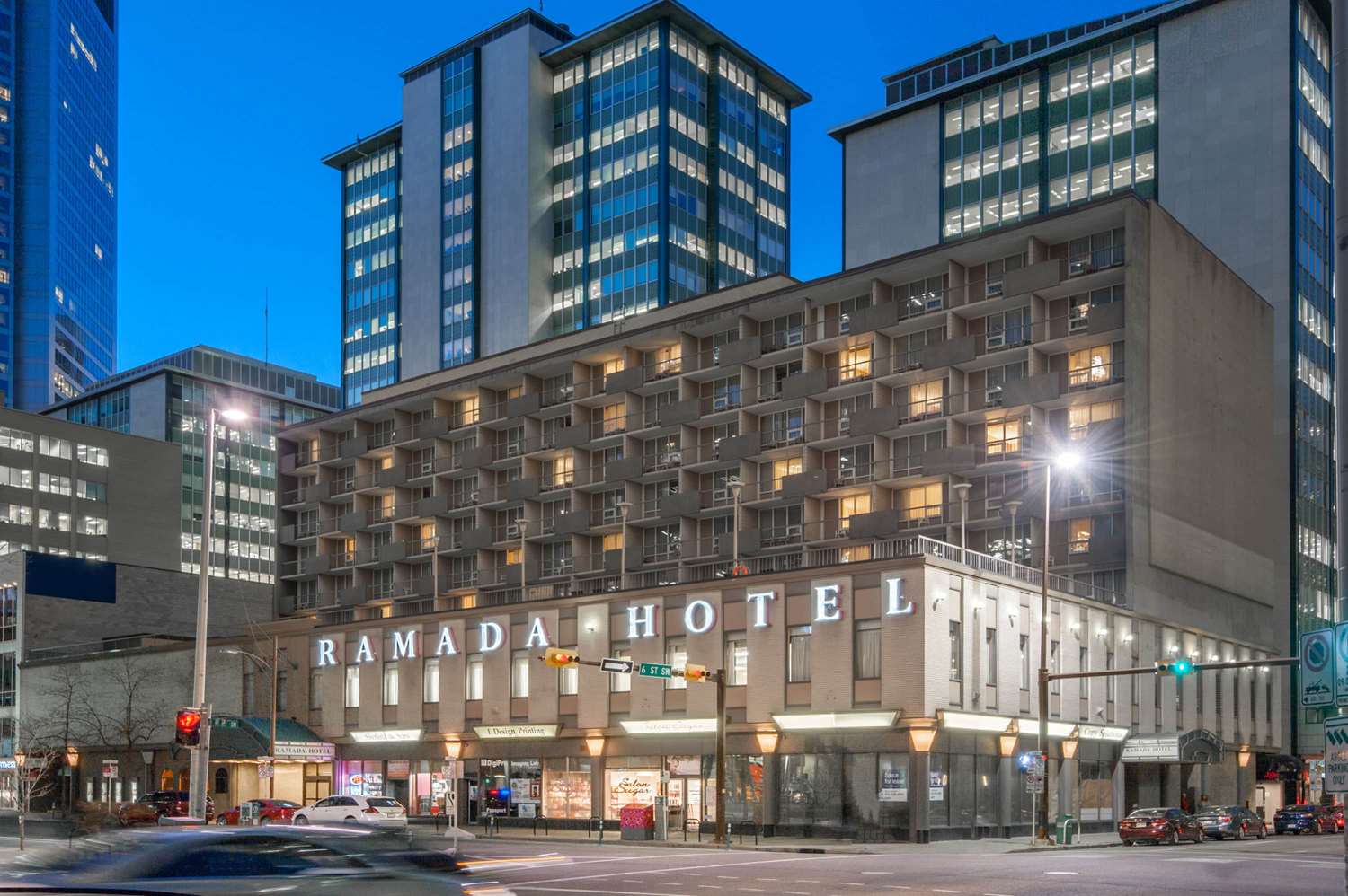Ramada Plaza By Wyndham Calgary Downtown 56/65