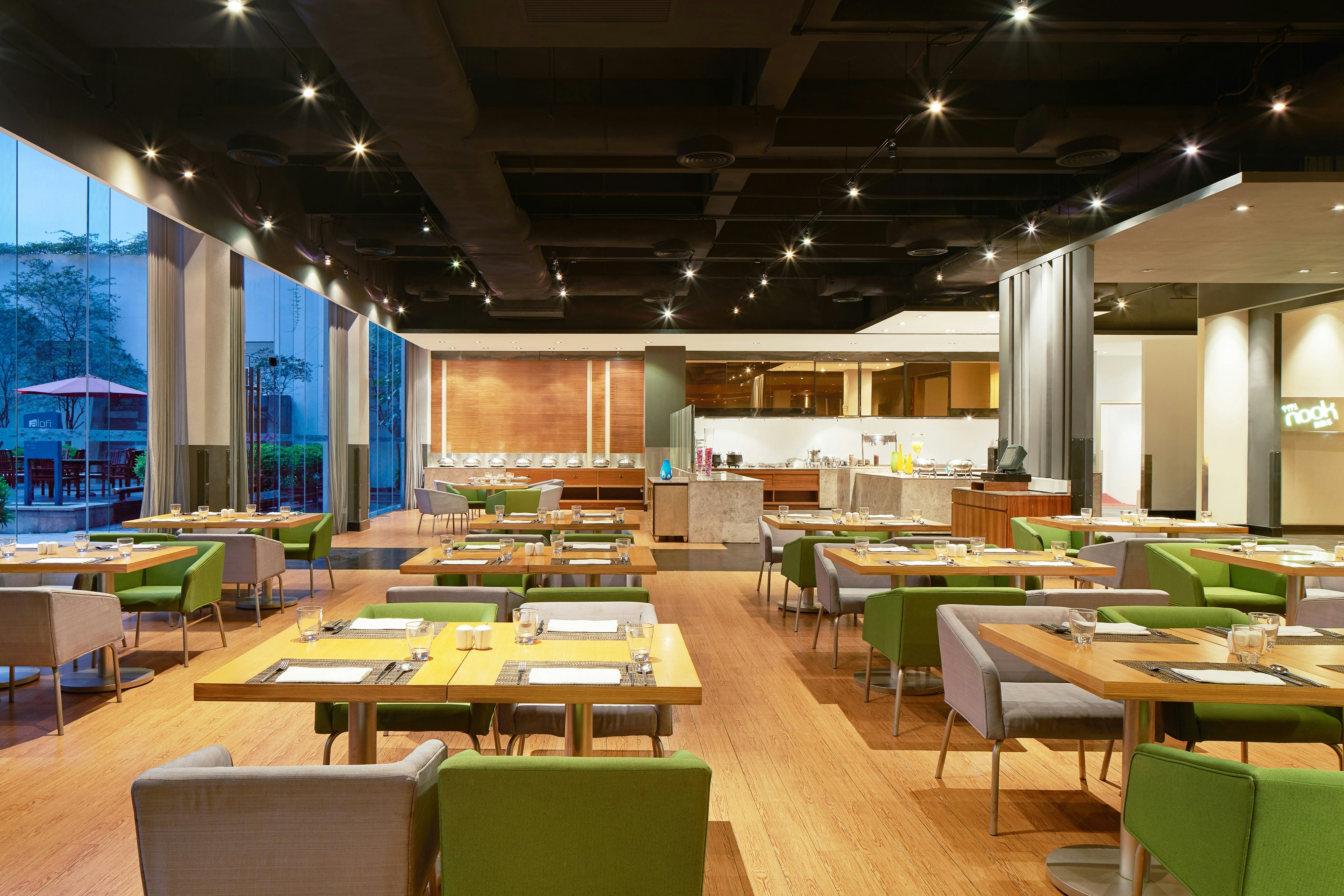 Aloft Nanhai Foshan 42/51