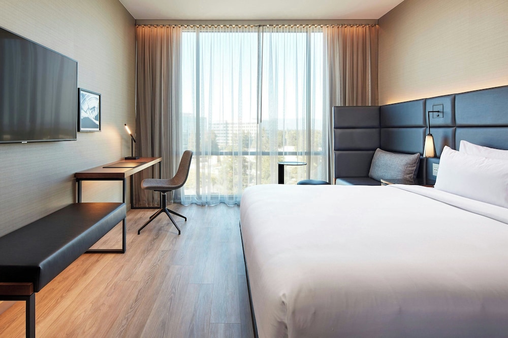 AC Hotel Pasadena 13/48