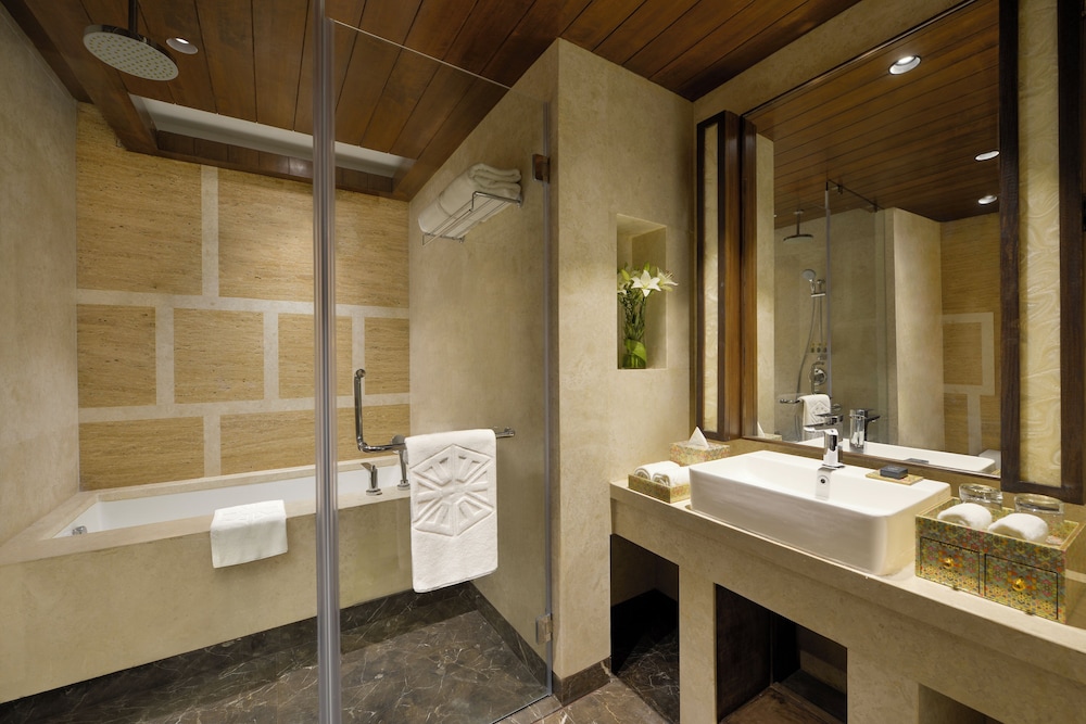 Taj Gandhinagar Resort and Spa 51/52