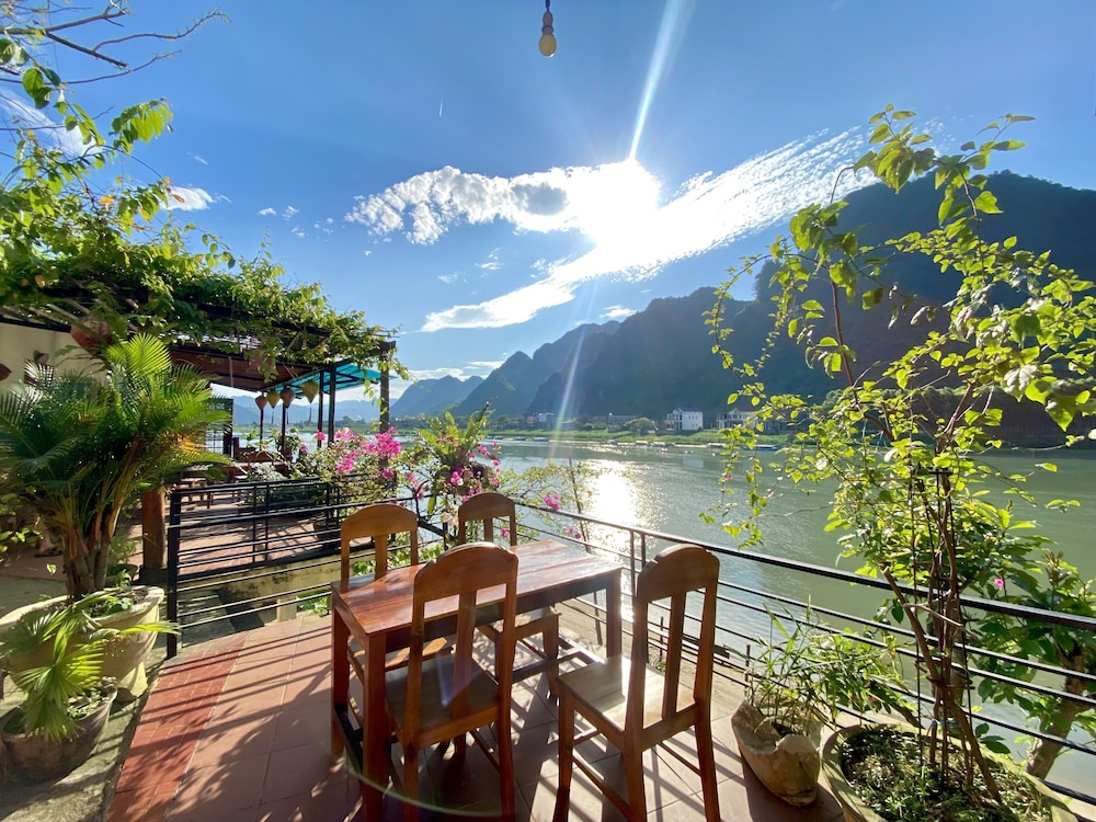 Phong Nha Coco Riverside Homestay 44/50