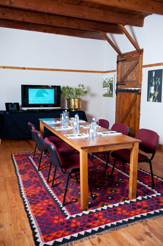 Excelsior Manor Guesthouse 36/50