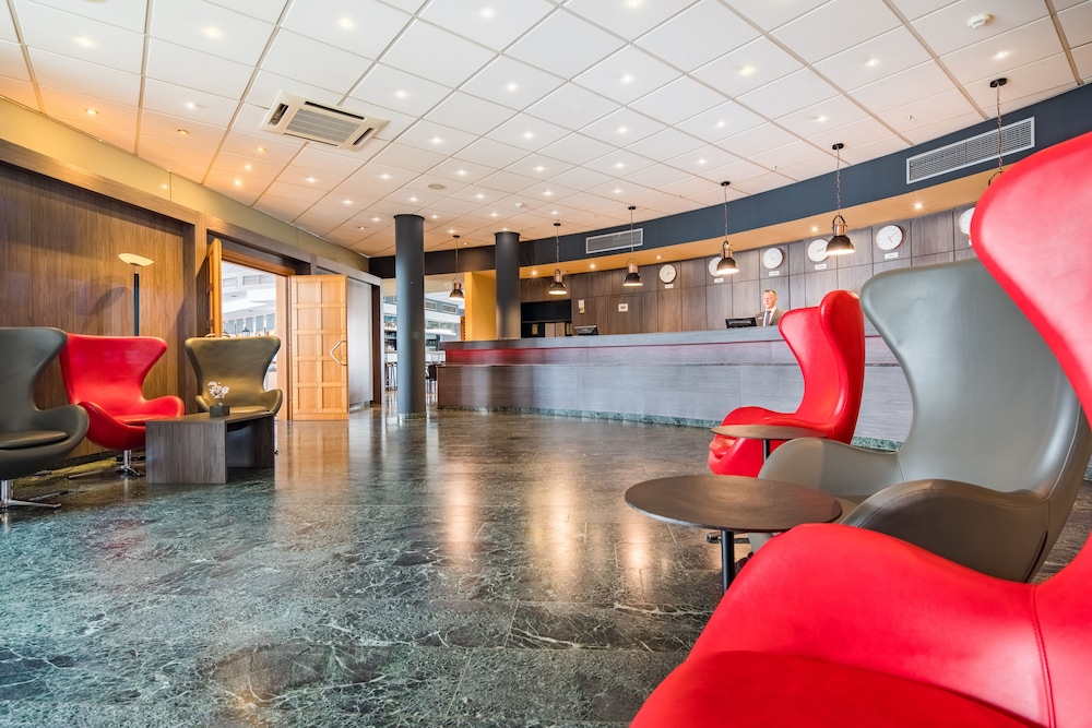 Airways Hotel Frankfurt Airport West 30/50