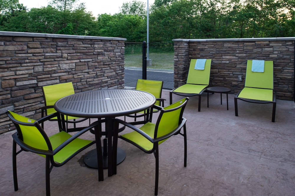 SpringHill Suites by Marriott Elizabethtown 35/40