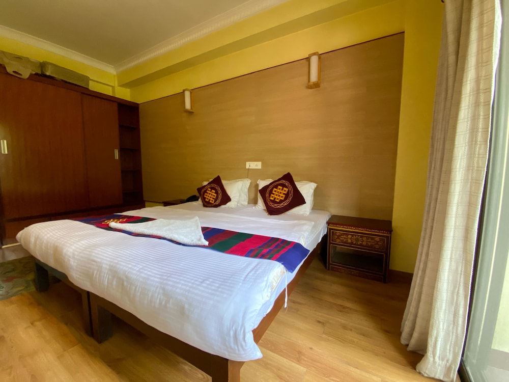 STANDARD, DOUBLE BED