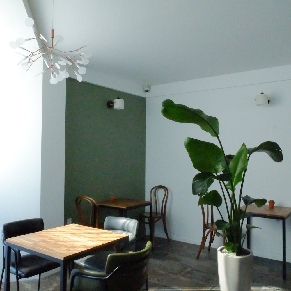 Hostel Espace 45/52