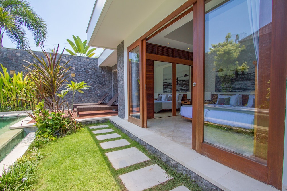 Villa Vishuddha Ajna 19/29