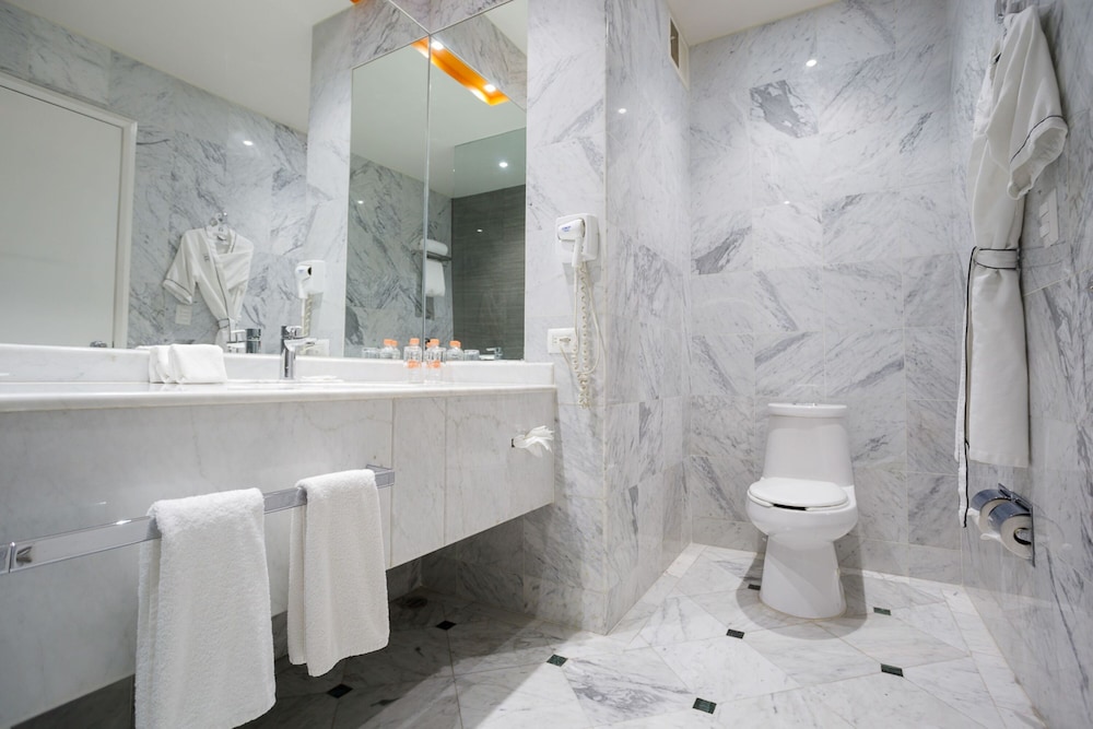 Real Inn Tijuana by Camino Real Hotels 49/50