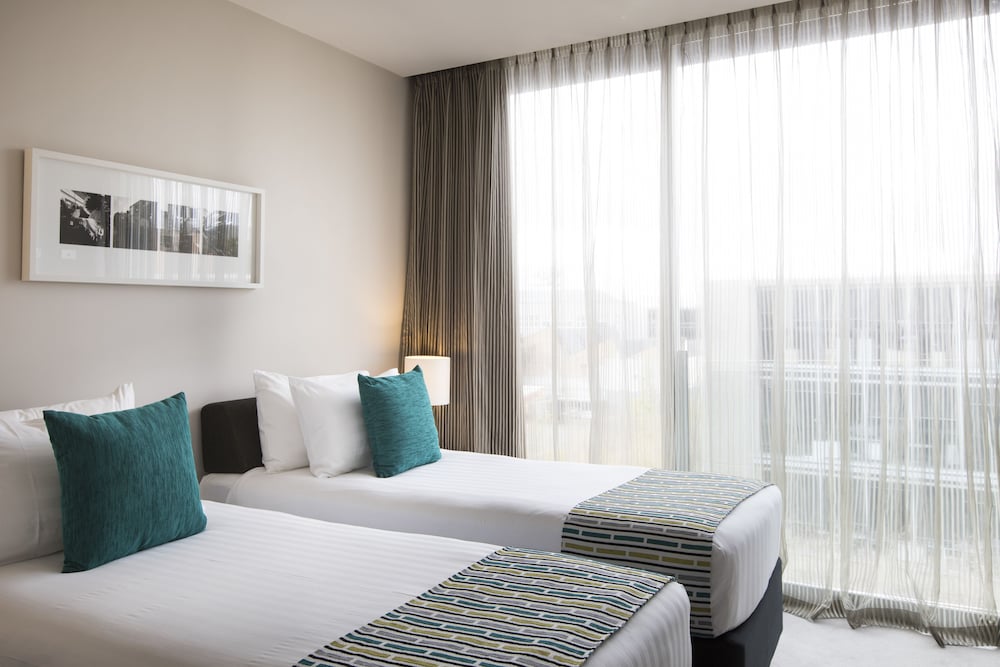 2 BEDROOMS, APARTMENT