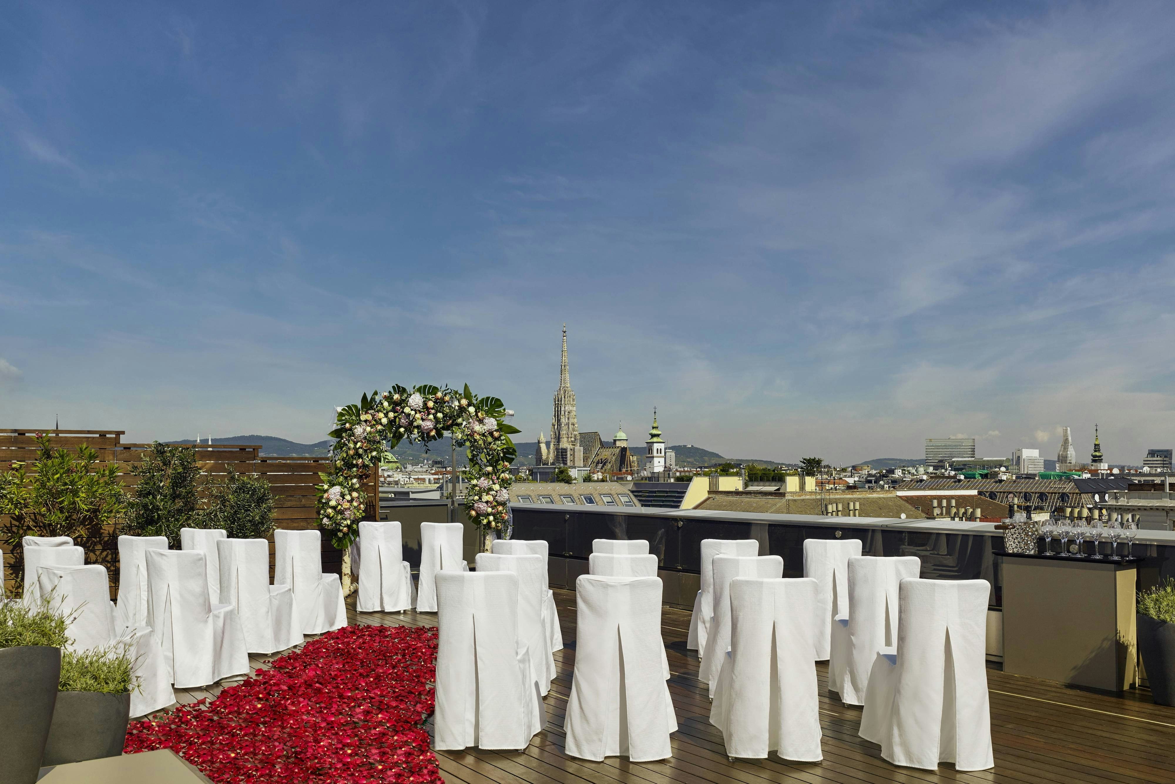 The Ritz Carlton Vienna 56/58