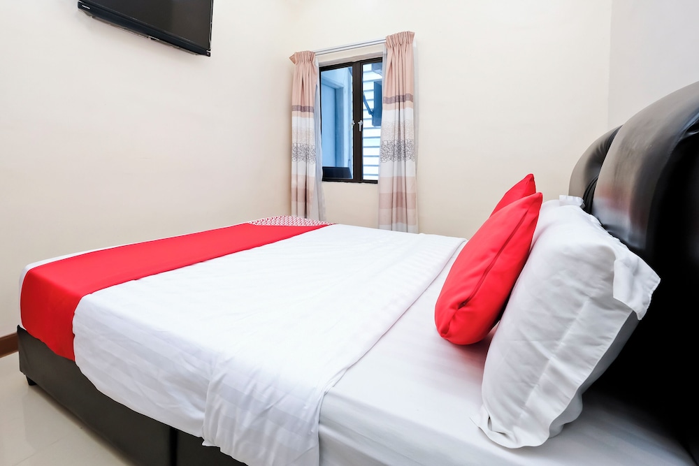 OYO 714 Arina Hotel 16/24