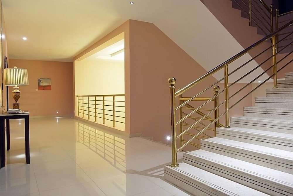De Santos Hotel Awka 12/32