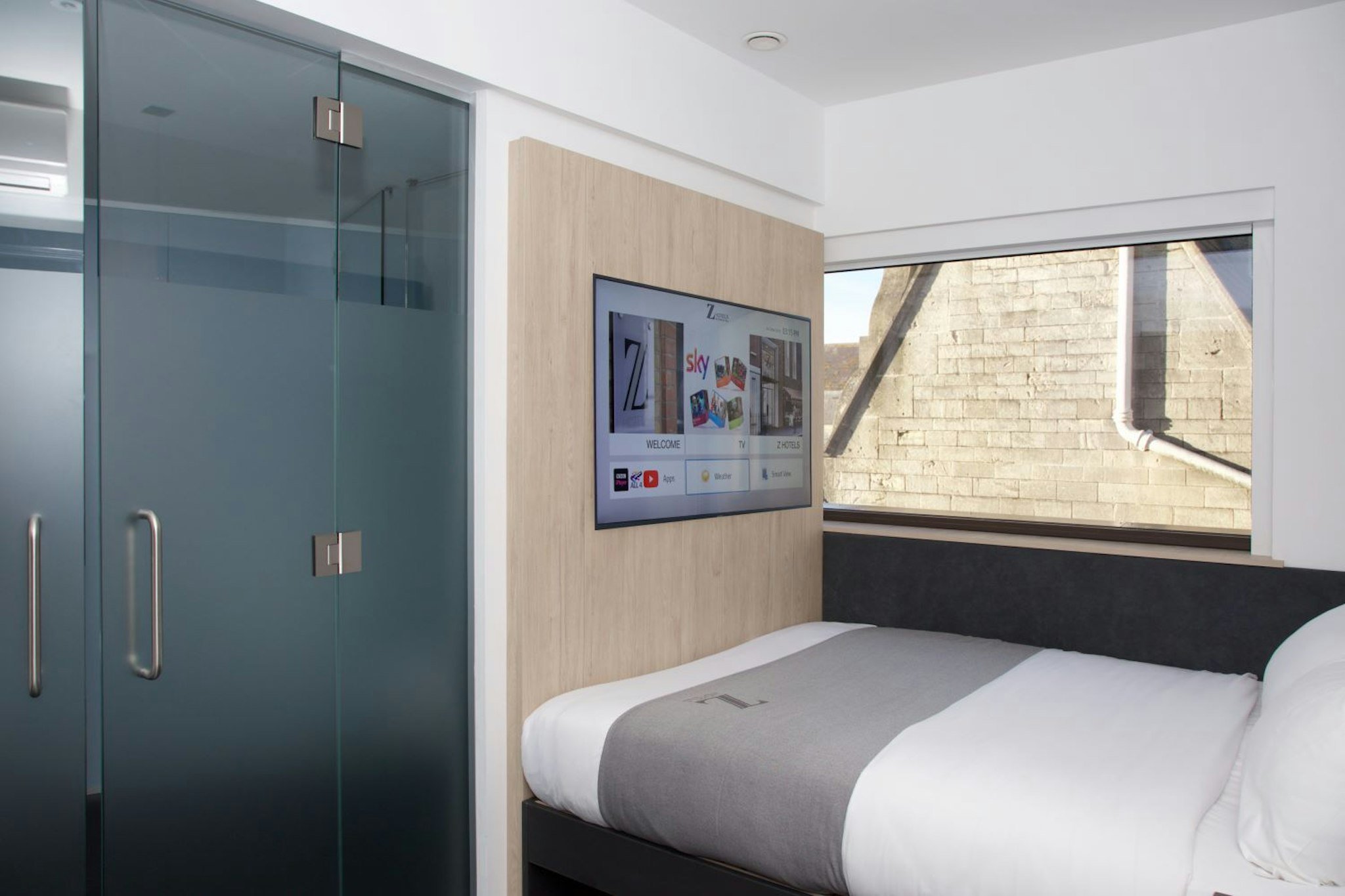 The Z Hotel Bath 5/25