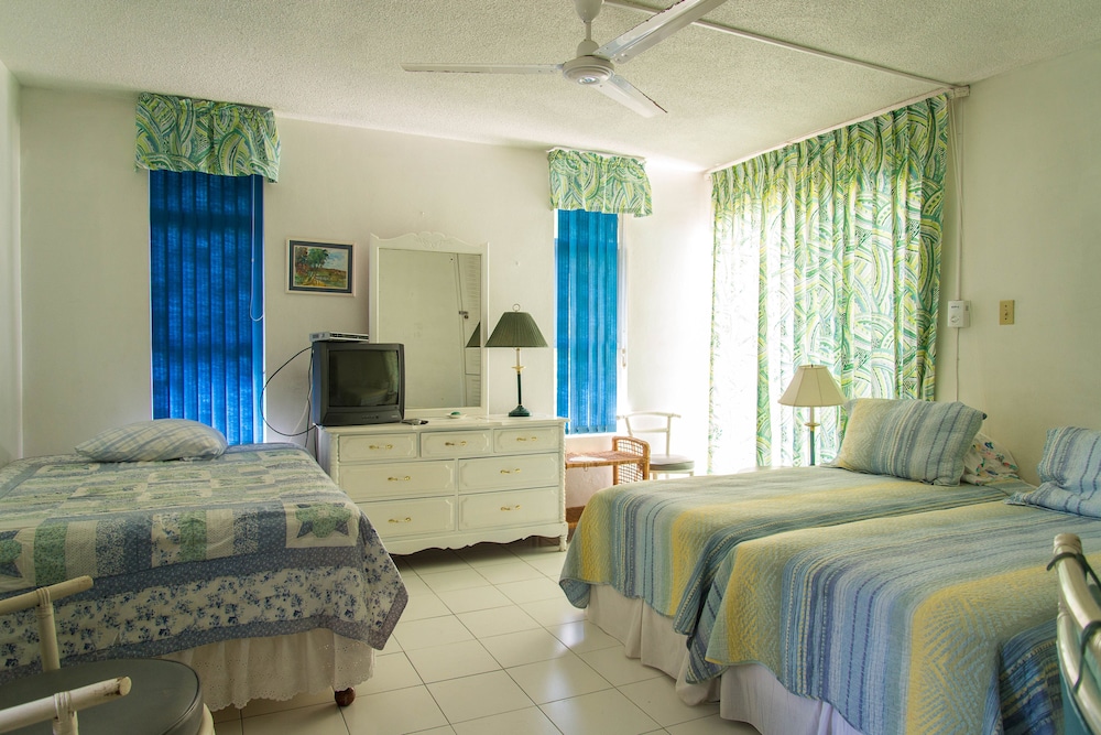 Sky View Beach Studio - Montego Bay Club 6/17
