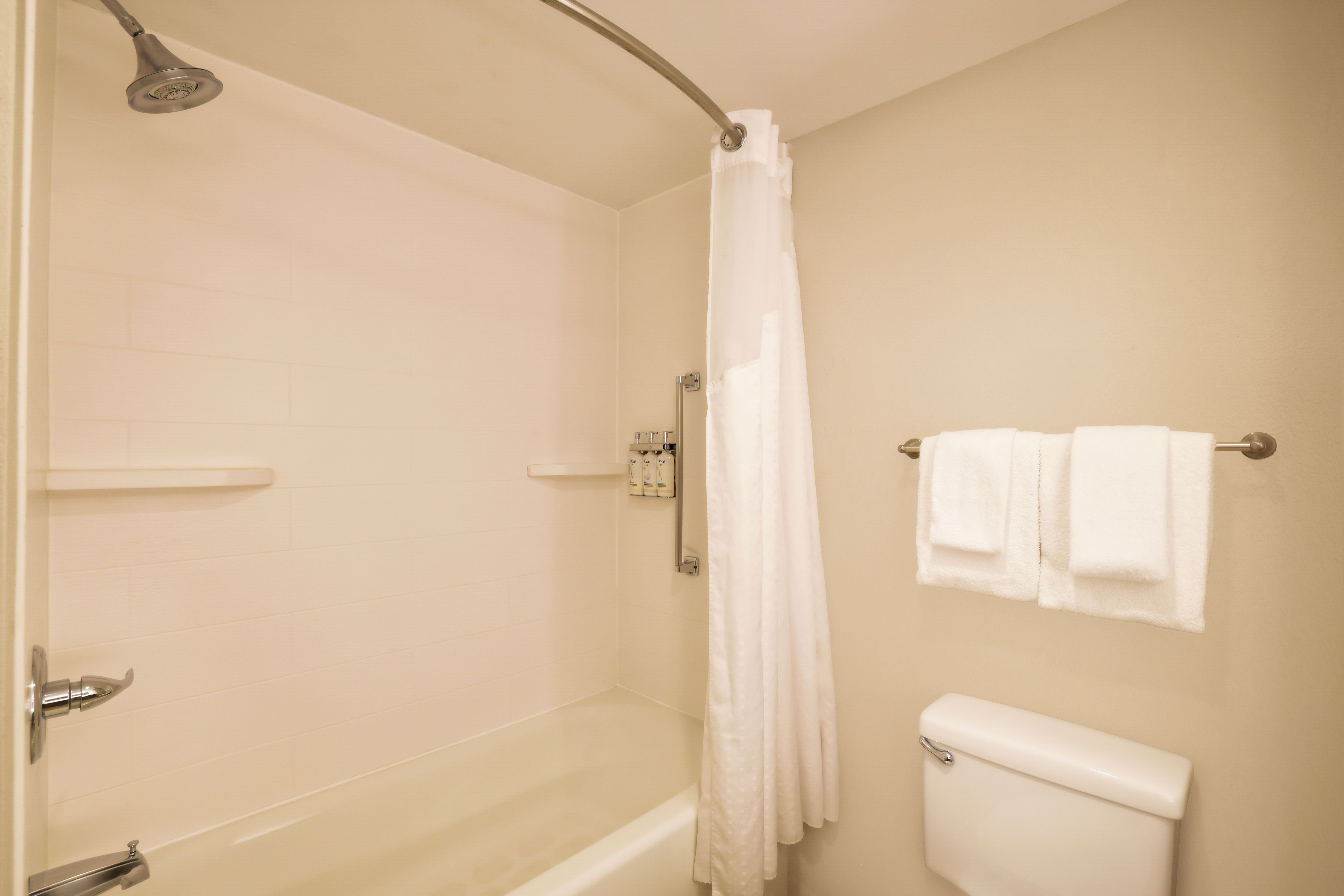 Holiday Inn Express Hotel Suites Raleigh North Wake Forest 73/76