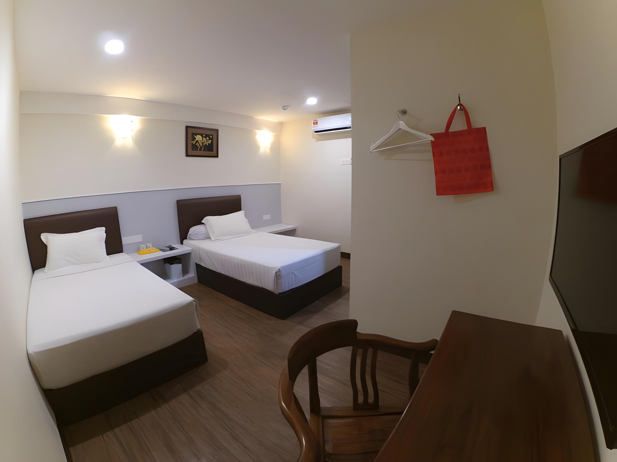Room, Twin Beds, No Window