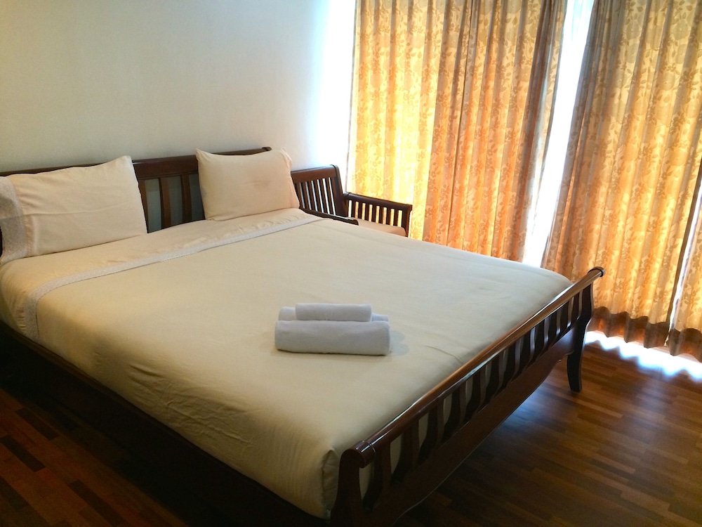 Kanavera Sriracha Hotel and Serviced Apartment 13/77