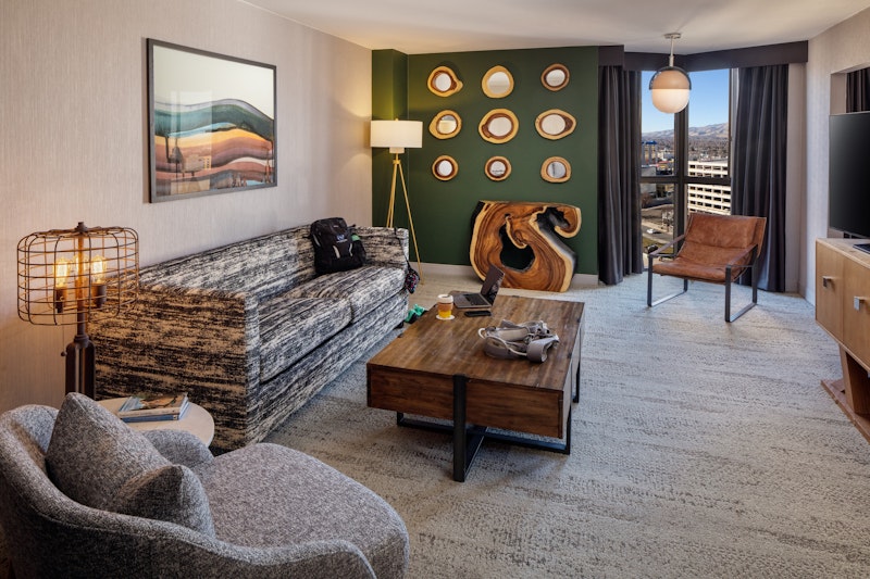 Whitney Peak Hotel Reno, Tapestry Collection by Hilton 22/46
