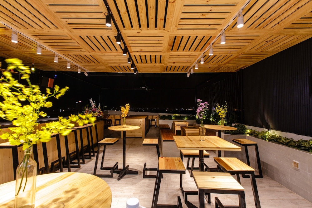 Hanami Hotel Danang 63/73