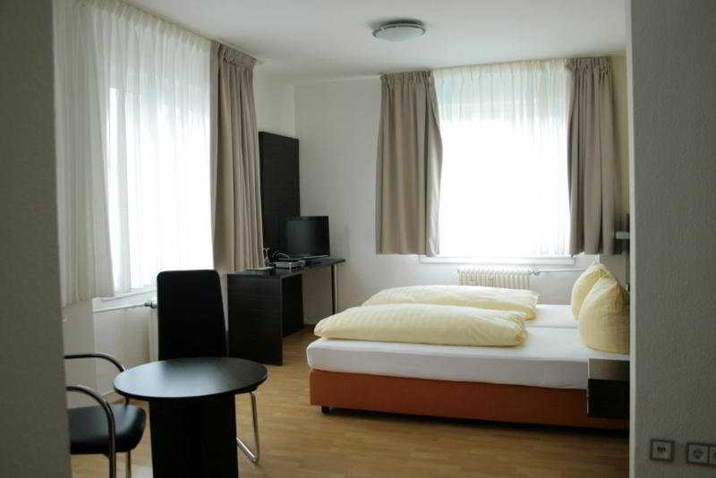 Fair Hotel Europaallee 17/51