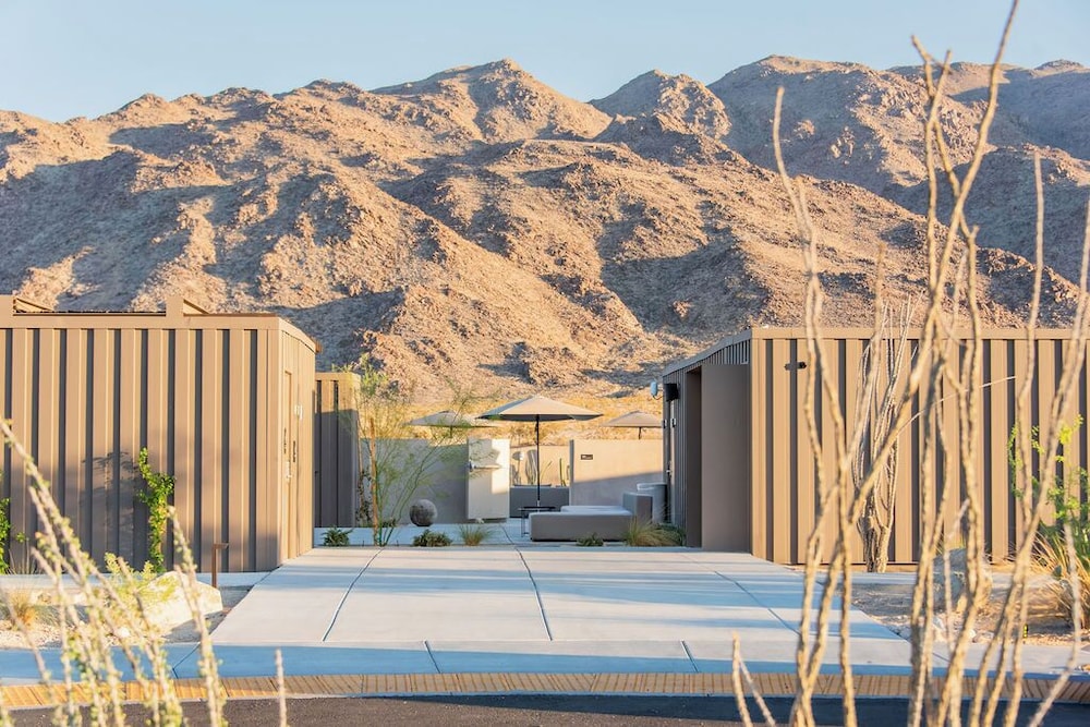 RESET Hotel Joshua Tree 17/50