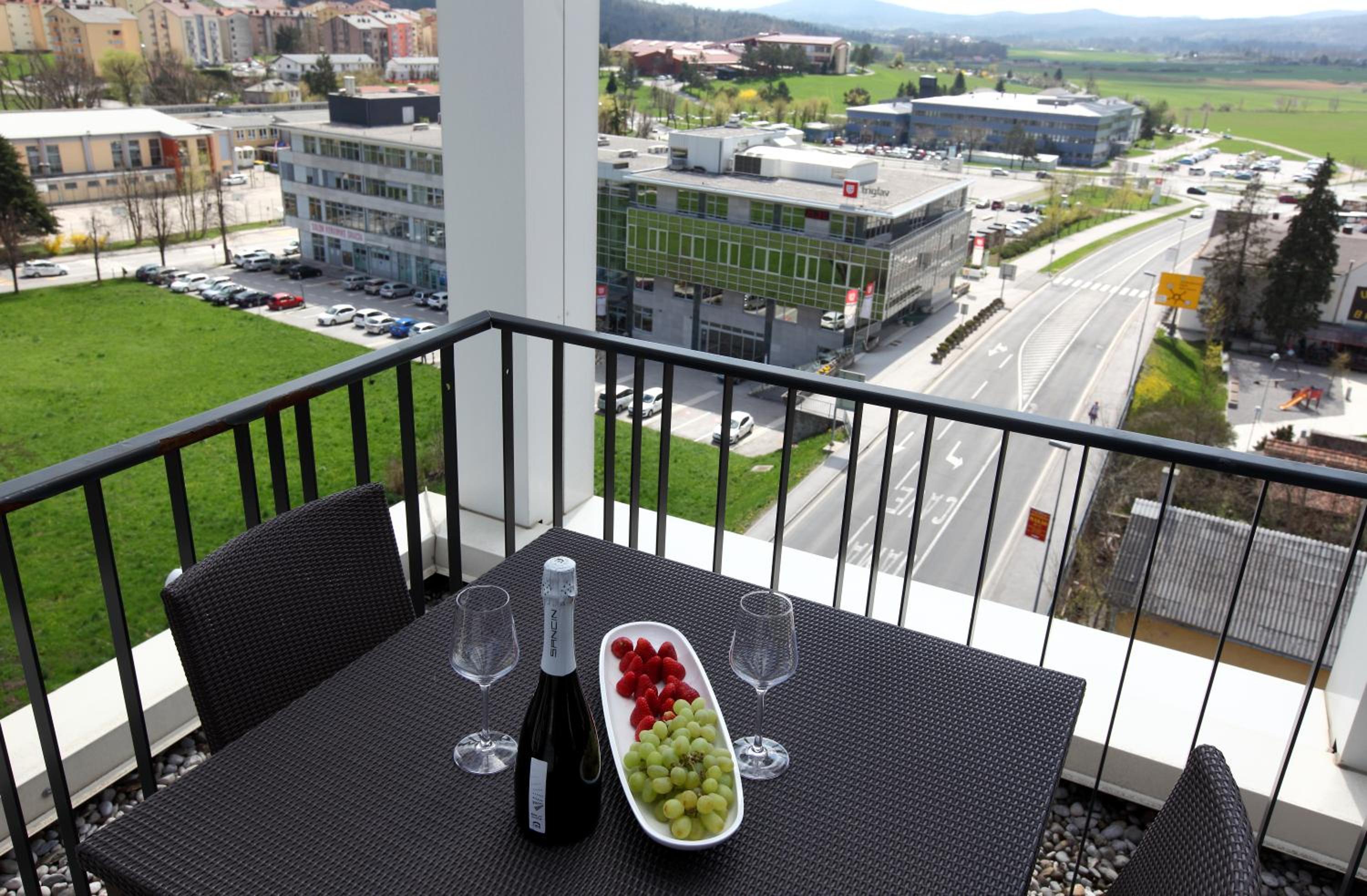 Hotel Kras 41/61