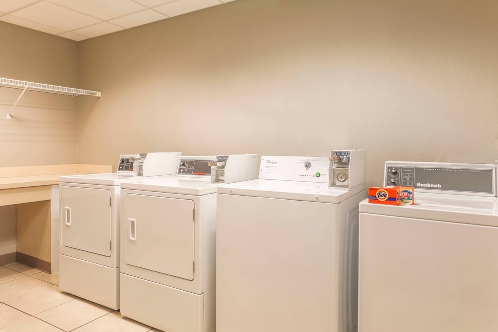 Residence Inn Phoenix Glendale Sports & Entertainment District 13/54
