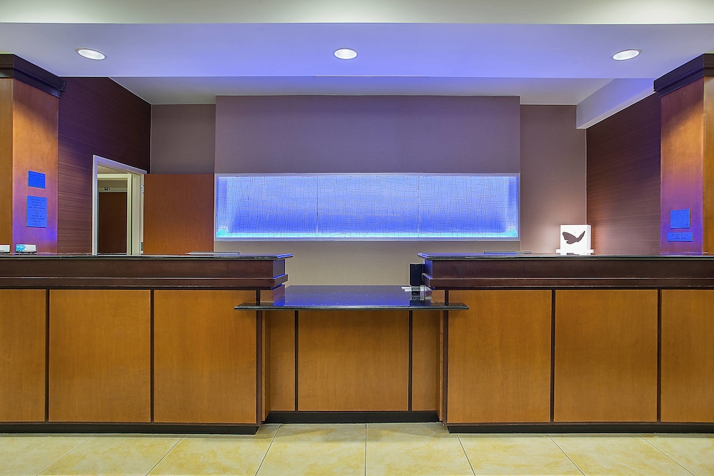 Fairfield Inn Suites By Marriott Louisville East 4/50