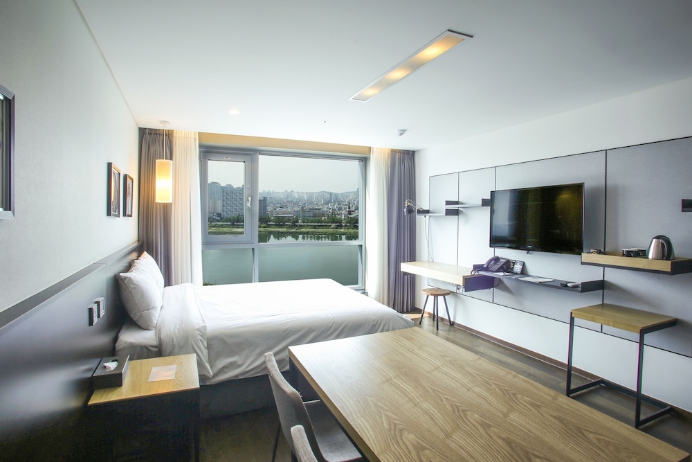 Hotel Riverside 13/41