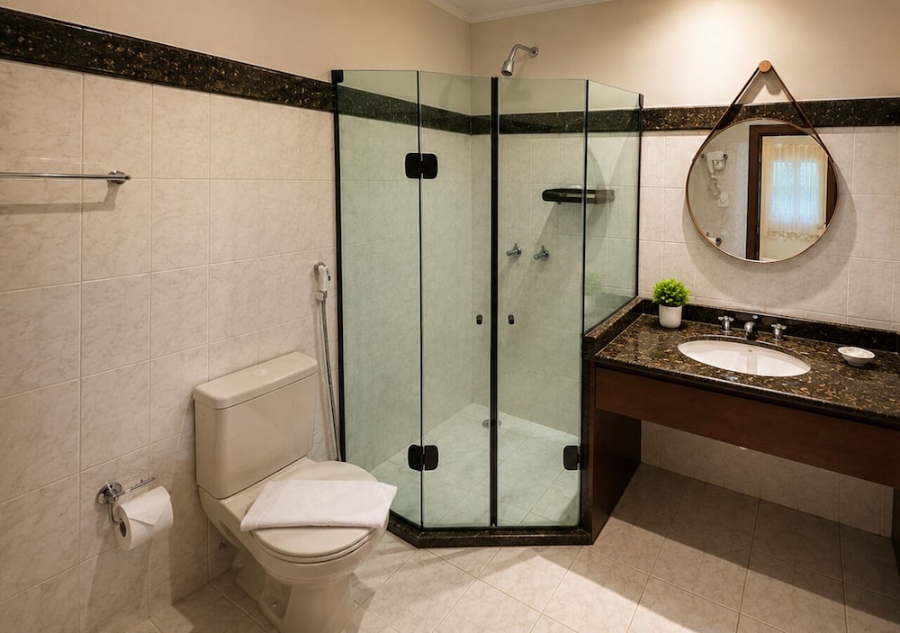 Casa Encantada Hotel & Suites 58/59