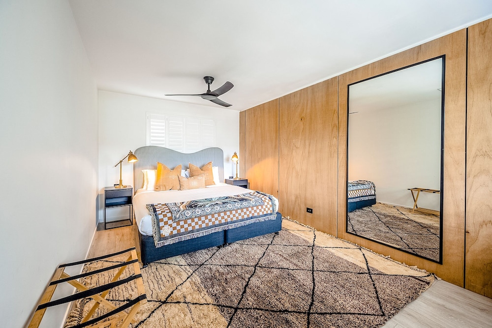 DELUXE, APARTMENT